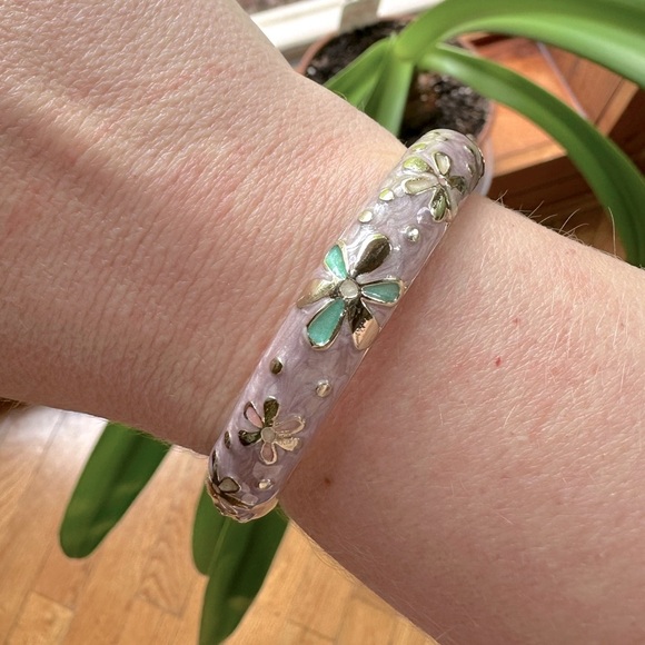 Petite Lavender Turquoise Cloisonne Enamel Bangle Bracelet Clamper Style Closure - Picture 1 of 10